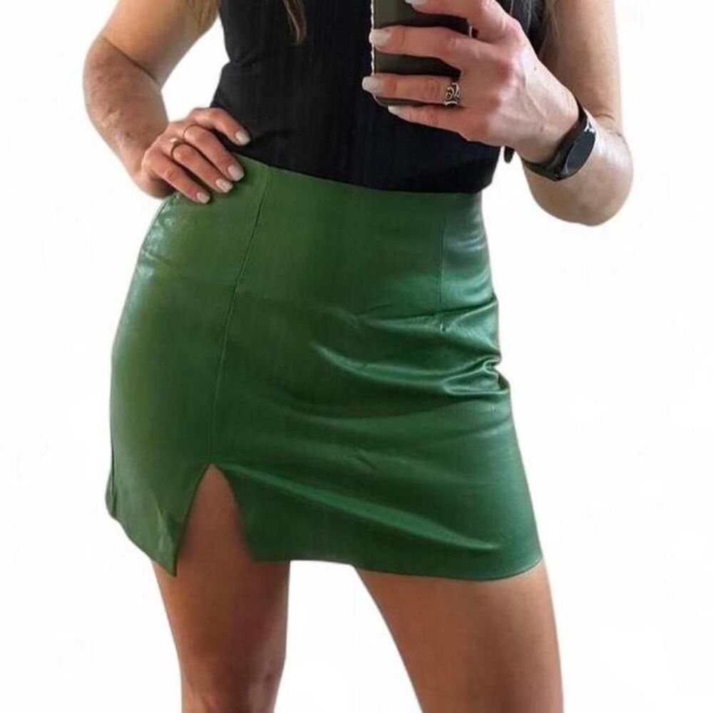 Stradivarius Women's Green Skirt